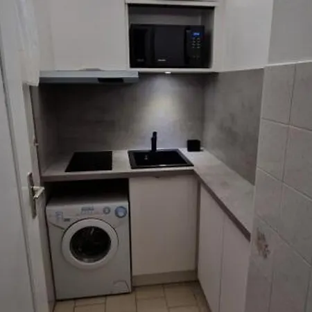 F2 Cosy Avec Jardin, Clim Et Parking A - Fr-1-680-43 * Balaruc-les-Bains
